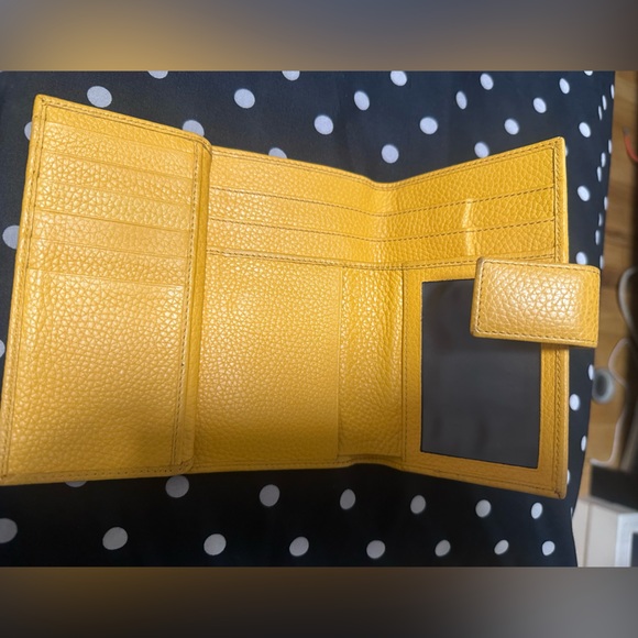 Gucci Bifold Card Wallet - Picture 3 of 4